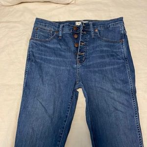 Madewell 10in high rise skinny with button front